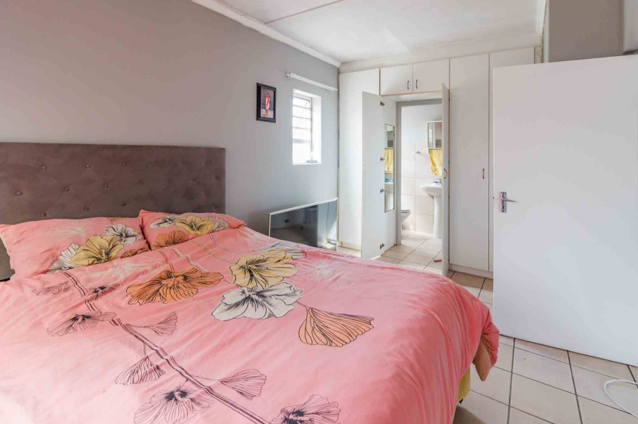 3 Bedroom Property for Sale in Windsor Park Estate Western Cape